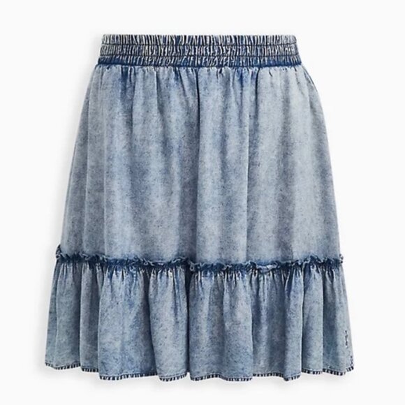 torrid Dresses & Skirts - TORRID Chambray Ruffle Hem Skirt 1/1X/14-16 SUPER SOFT Flowy Faded Denim-Look